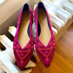 Rothy's Point II in Berry Boho. NWT